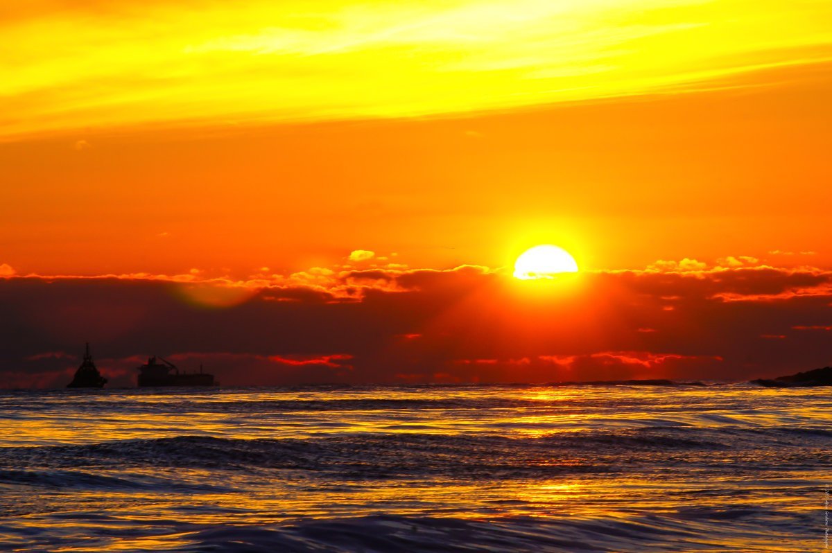 Картинки заката. Красочный закат. «Яркий закат». Море Горизонт закат. Яркий закат на море.