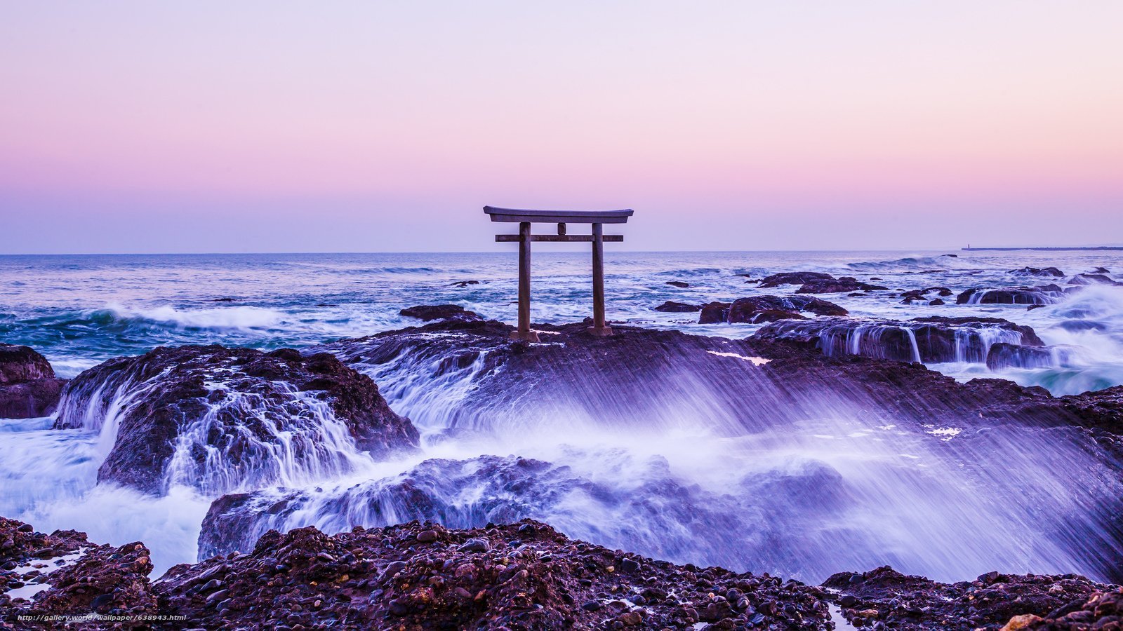 Тихий океан на японском. Тихий океан Япония. Япония вид с моря. Море. Берега Японии.