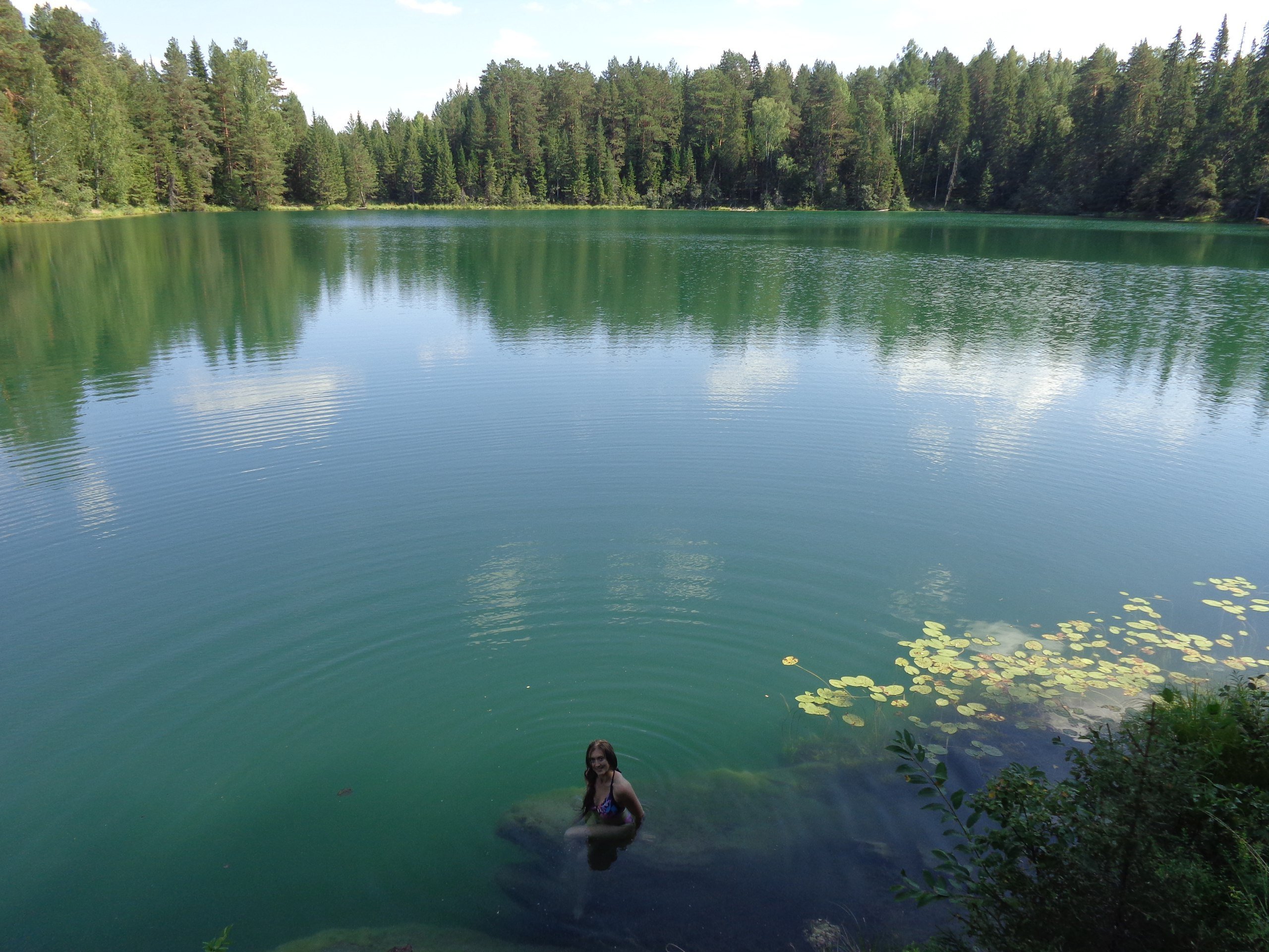 Озером называется природный водоем который. Озеро бездонное Солнечногорский район. Озеро бездонное Нижний Тагил. Круглое озеро Солнечногорск. Озеро Данилово Муромцевский.